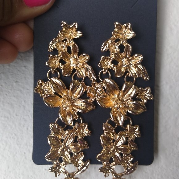 Gold Post Back Exaggerated Cascading Magnolias Drop Statement Earrings - Picture 3 of 9